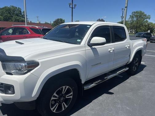 2016 Toyota Tacoma Base
