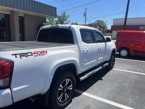 2016 Toyota Tacoma Base