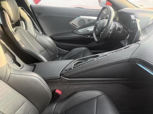 2020 Chevrolet Corvette Stingray w/2LT