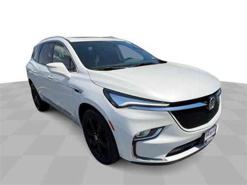 2023 Buick Enclave Essence AWD