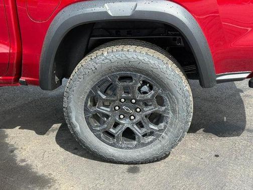 Radiant Red Tintcoat 2026 Chevrolet Colorado Trail Boss