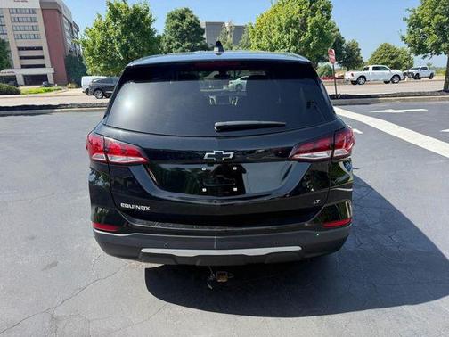 Mosaic Black Metallic 2024 Chevrolet Equinox 1LT