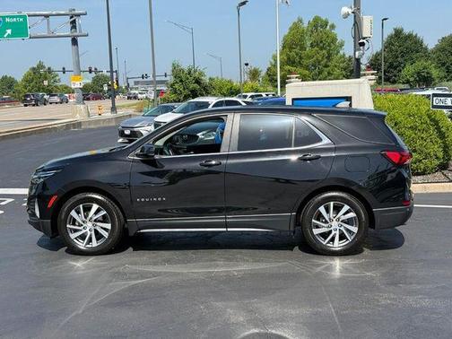 Mosaic Black Metallic 2024 Chevrolet Equinox 1LT