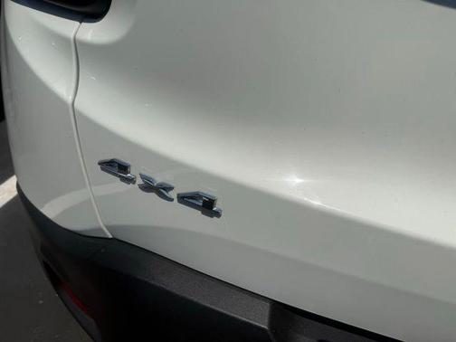 Alpine White Clearcoat 2021 Jeep Renegade Latitude