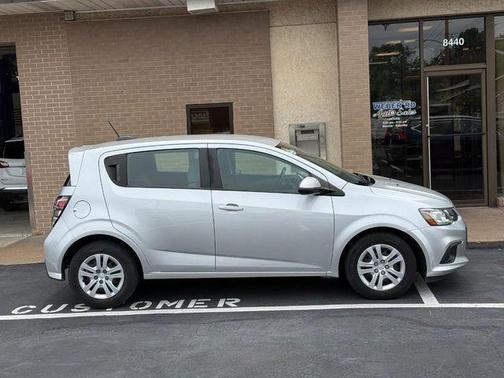 Silver Ice Metallic 2020 Chevrolet Sonic FWD Hatchback 1FL 5-Door