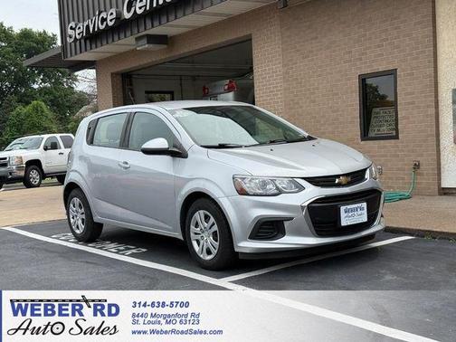 Silver Ice Metallic 2020 Chevrolet Sonic FWD Hatchback 1FL 5-Door