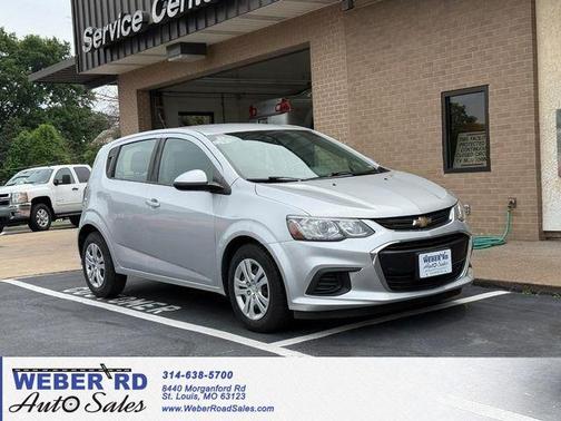 Silver Ice Metallic 2020 Chevrolet Sonic FWD Hatchback 1FL 5-Door