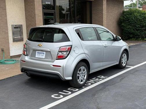 Silver Ice Metallic 2020 Chevrolet Sonic FWD Hatchback 1FL 5-Door