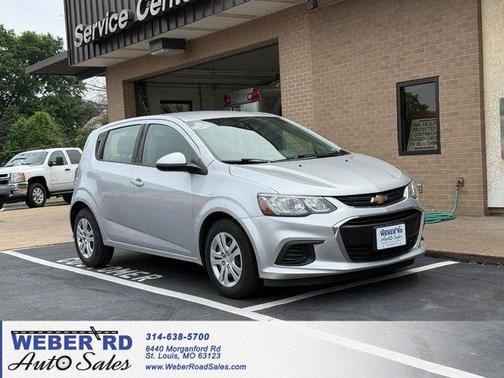 Silver Ice Metallic 2020 Chevrolet Sonic FWD Hatchback 1FL 5-Door