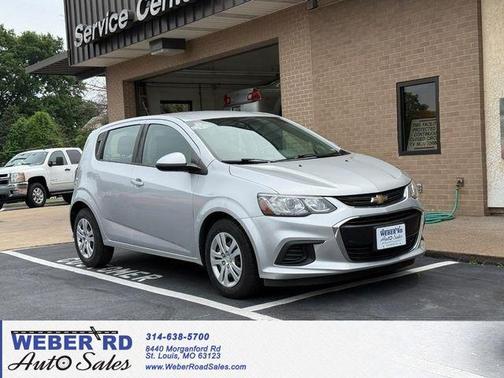 Silver Ice Metallic 2020 Chevrolet Sonic FWD Hatchback 1FL 5-Door