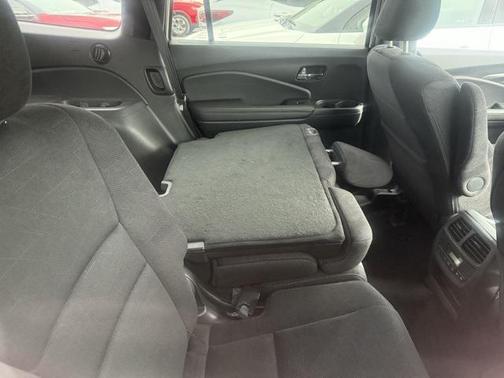 2022 Honda Pilot AWD Sport