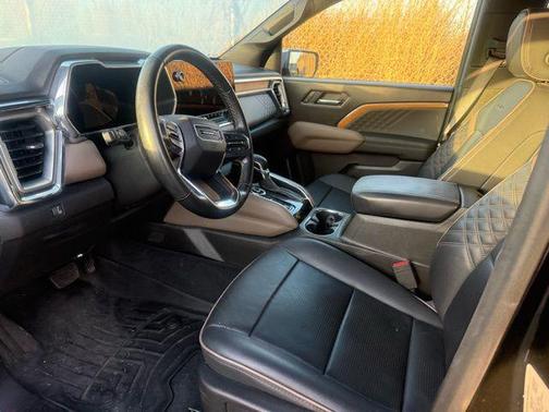 2024 GMC Canyon Denali