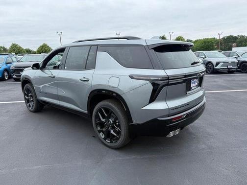 Sterling Gray Metallic 2026 Chevrolet Traverse RS