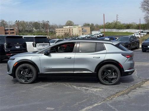2025 Chevrolet Equinox EV RS