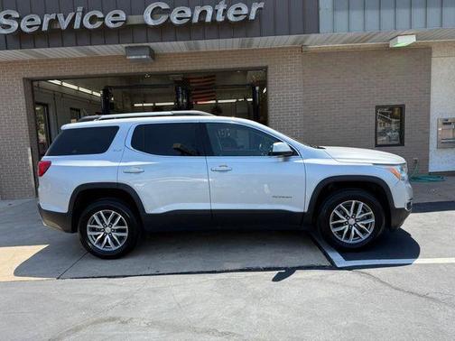 Quicksilver Metallic 2017 GMC Acadia SLE-2