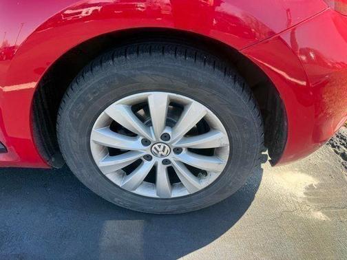 2018 Volkswagen Beetle 2.0T S