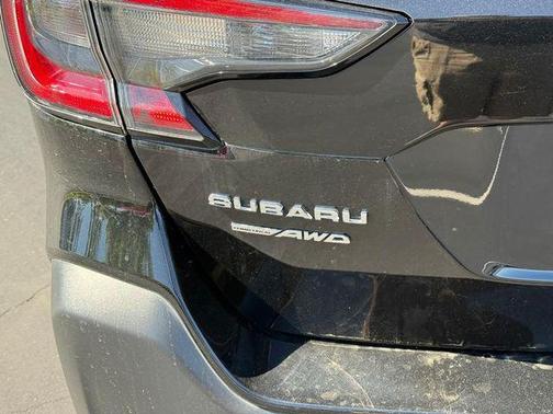 Crystal Black Silica 2024 Subaru Outback Premium