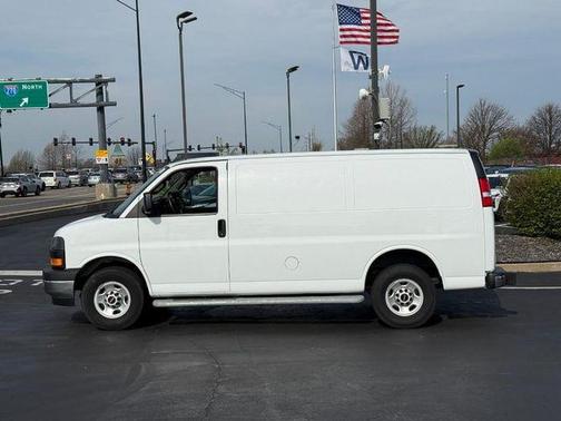 2024 GMC Savana 2500 Work Van