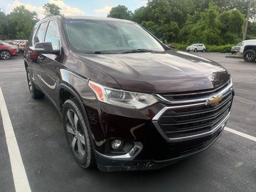 Black Cherry Metallic 2020 Chevrolet Traverse LT Leather