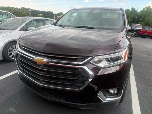 Black Cherry Metallic 2020 Chevrolet Traverse LT Leather