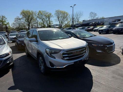 Quicksilver Metallic 2020 GMC Terrain SLT