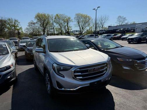 Quicksilver Metallic 2020 GMC Terrain SLT