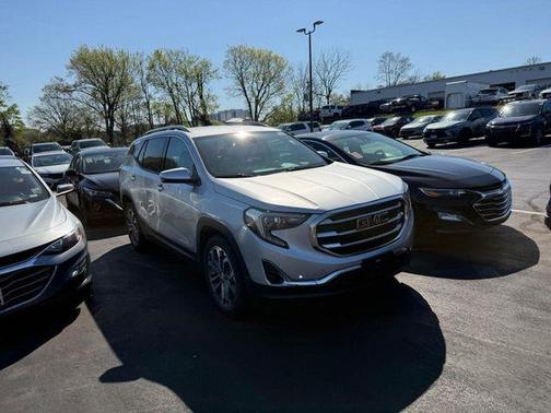 Quicksilver Metallic 2020 GMC Terrain SLT