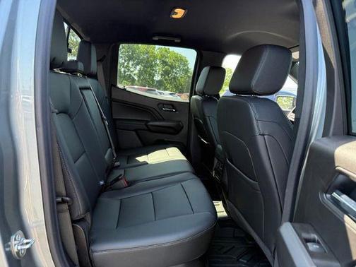 Sterling Gray Metallic 2026 Chevrolet Colorado LT