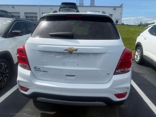 Summit White 2020 Chevrolet Trax LT
