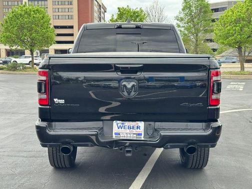 Diamond Black Crystal Pearlcoat 2023 RAM 1500 Limited