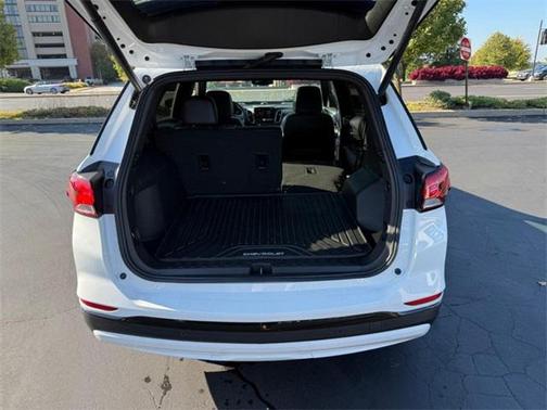 2024 Chevrolet Equinox Premier w/1LZ