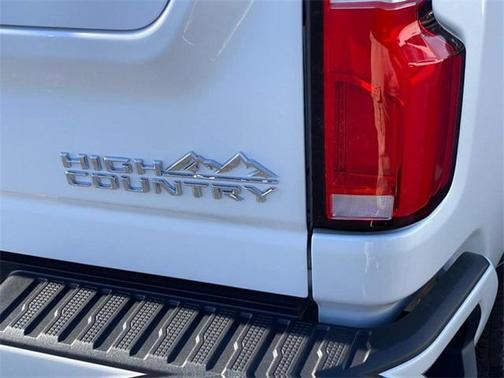 2025 Chevrolet Silverado 2500 High Country