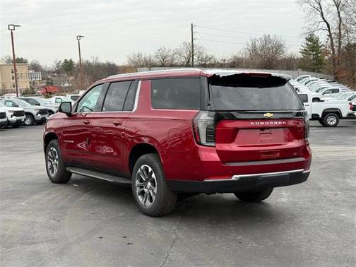 2026 Chevrolet Suburban LT