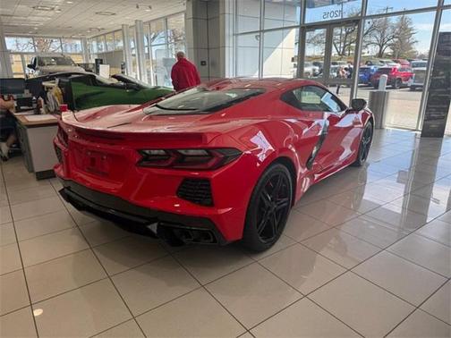 2026 Chevrolet Corvette Stingray w/1LT