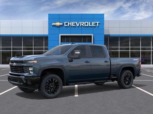 Lakeshore Blue Metallic 2026 Chevrolet Silverado 2500 Custom