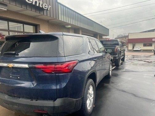 2022 Chevrolet Traverse LS