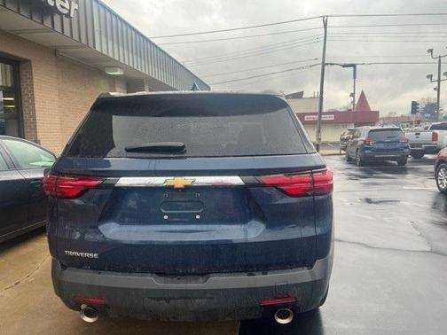 2022 Chevrolet Traverse LS