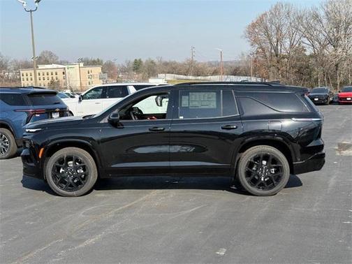 2025 Chevrolet Traverse RS