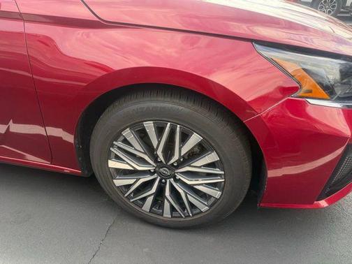 Scarlet Ember 2025 Nissan Altima 2.5 SV