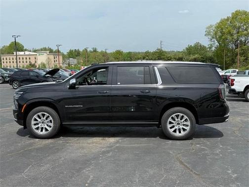 2025 Chevrolet Suburban Premier