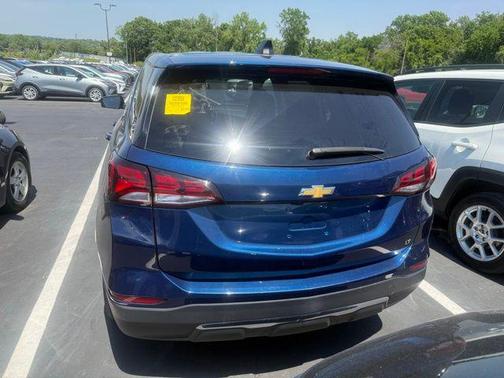 Blue Glow Metallic 2023 Chevrolet Equinox 1LT