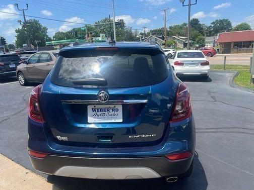 Deep Azure Metallic 2019 Buick Encore Essence