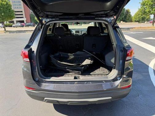 Iron Gray Metallic 2023 Chevrolet Equinox 1LT