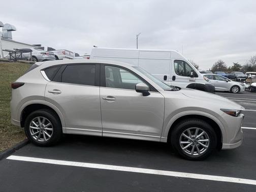 2024 Mazda CX-5 2.5 S Select Package