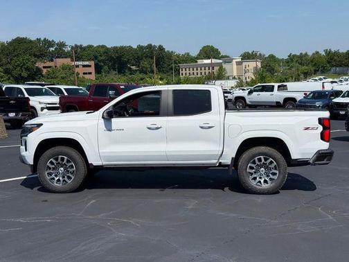 Summit White 2026 Chevrolet Colorado Z71