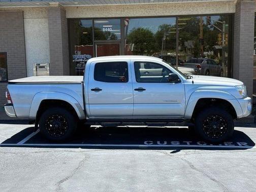 Silver Streak Mica 2011 Toyota Tacoma PreRunner
