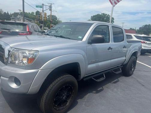Silver Streak Mica 2011 Toyota Tacoma PreRunner