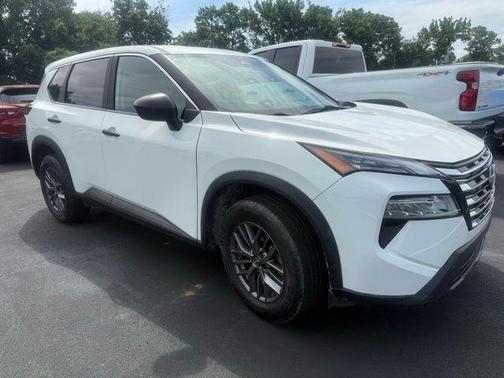 Glacier White 2024 Nissan Rogue S