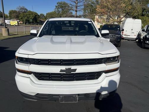 2018 Chevrolet Silverado 1500 WT