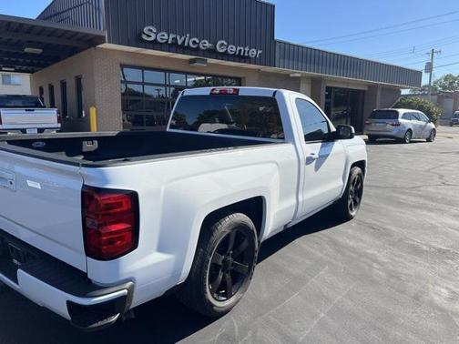 2018 Chevrolet Silverado 1500 WT
